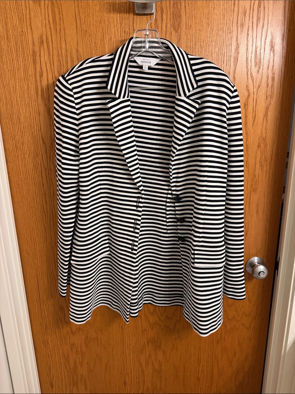 Exclusively Misook Black/White Striped Open-Front Blazer Vintage Coatigan Suit